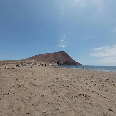 Lovely Spacious In Tenerife * San Isidro (Tenerife)