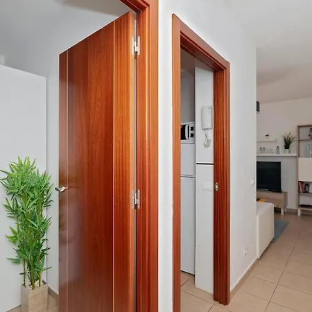 Lovely Spacious In Tenerife San Isidro (Tenerife)