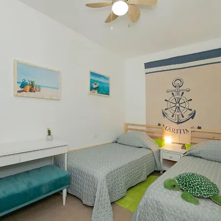 Lovely Spacious In Tenerife Daire *