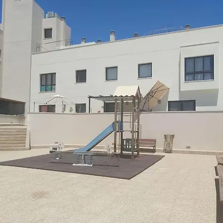 Lovely Spacious In Tenerife Апартаменты Сан-Исидро